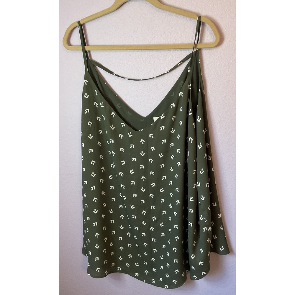 Loft Plus Olive Green‎ White Sleeveless Flowy Blouse Cami Top 26
